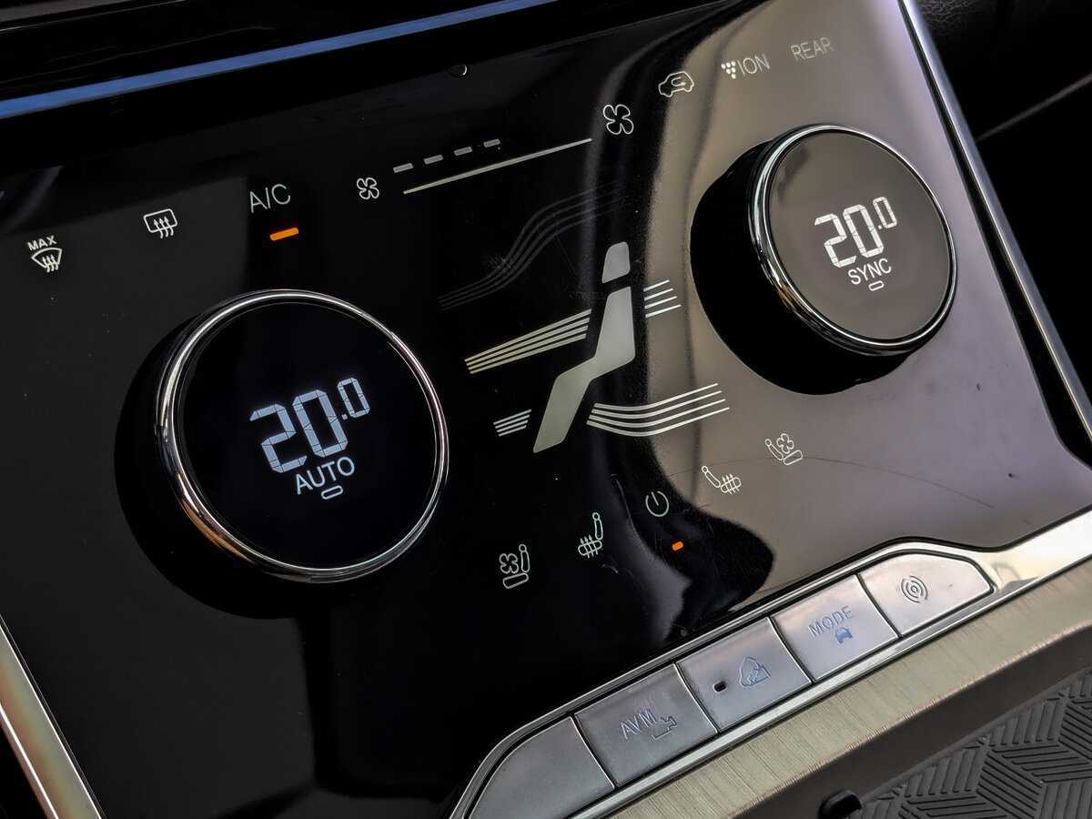 Купить EXEED VX с пробегом. Фото: #21