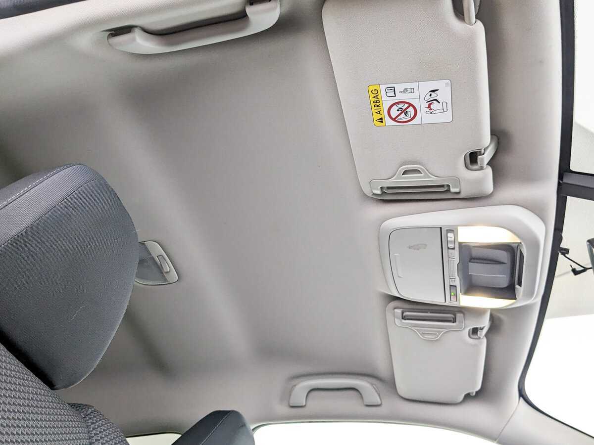 Купить Subaru Forester с пробегом. Фото: #18