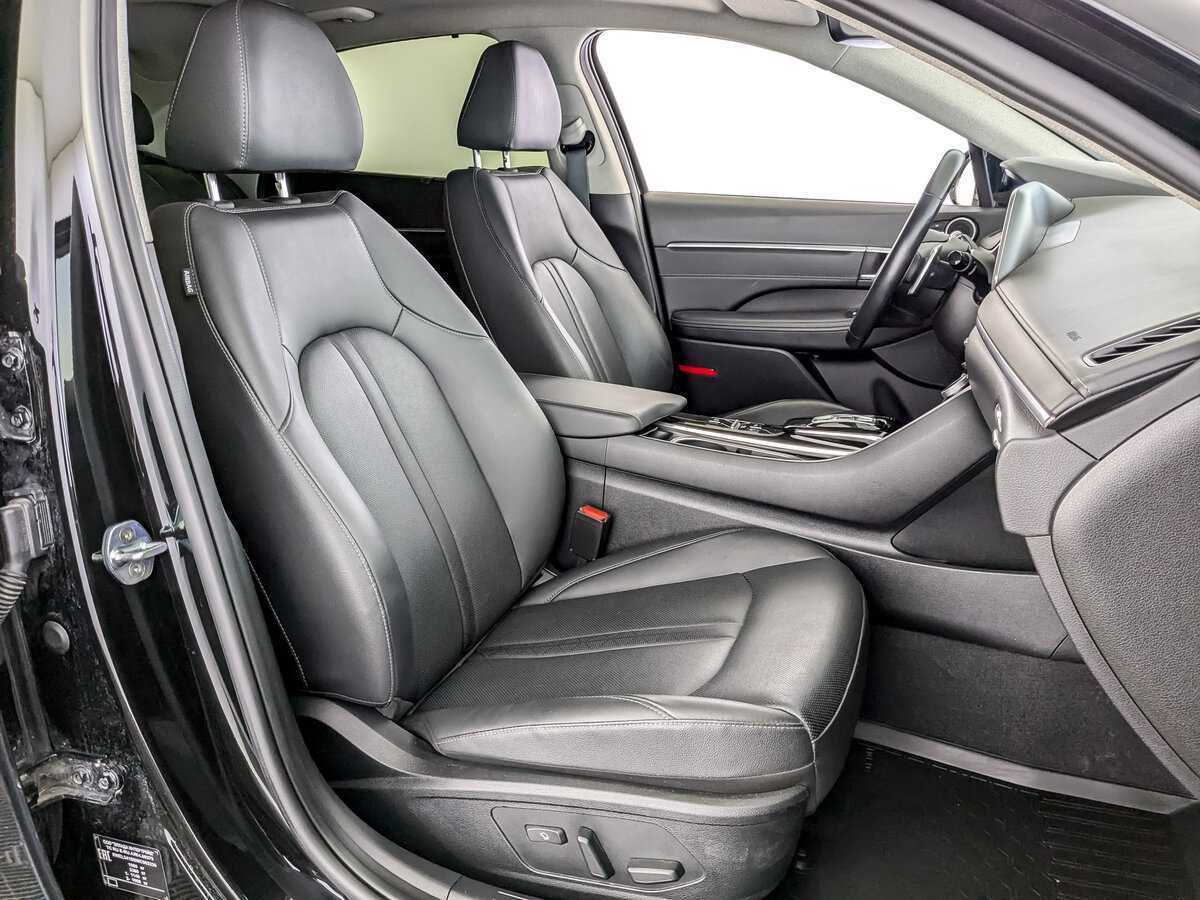 Купить Hyundai Sonata с пробегом. Фото: #18