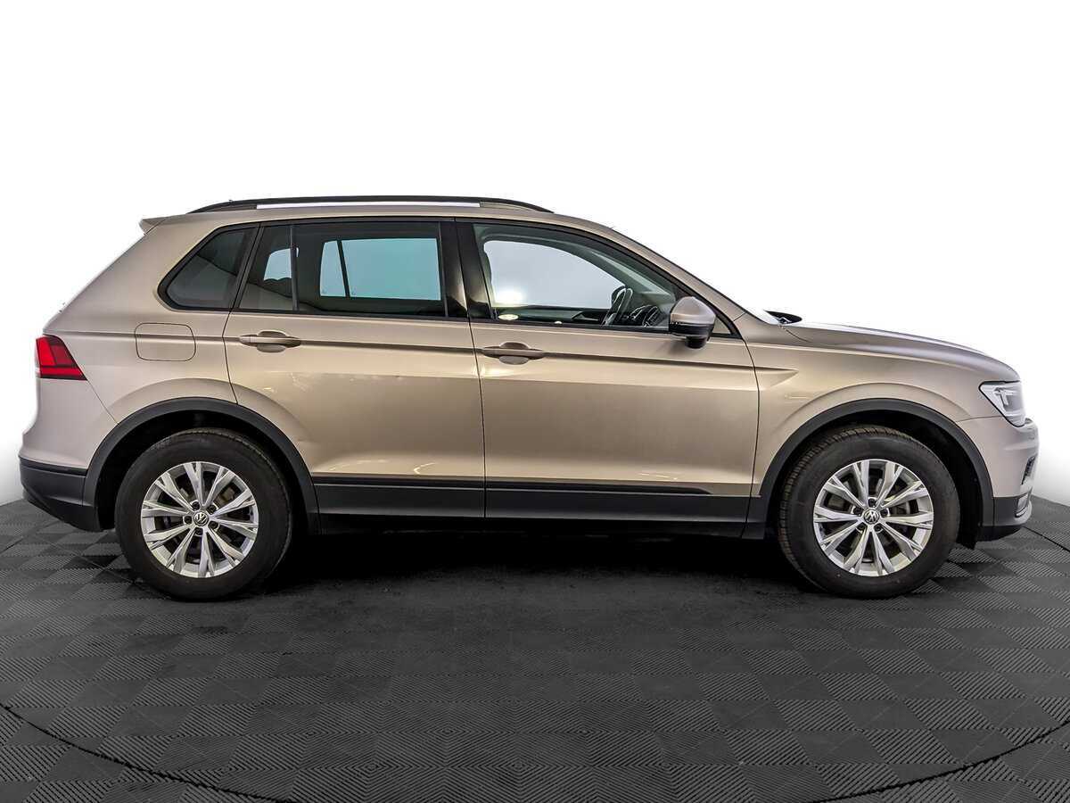 Купить Volkswagen Tiguan с пробегом. Фото: #3