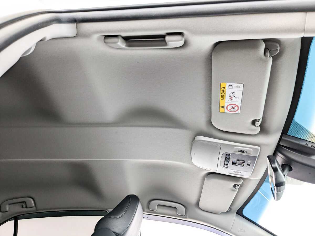 Купить Toyota Camry с пробегом. Фото: #18