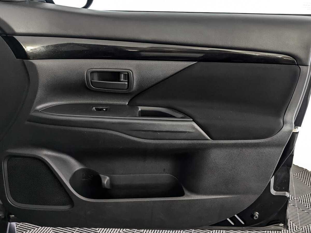 Продажа Б/У Митсубиши Оутлэндер. Фото: #20