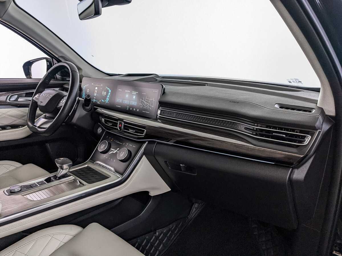 Купить EXEED VX с пробегом. Фото: #8