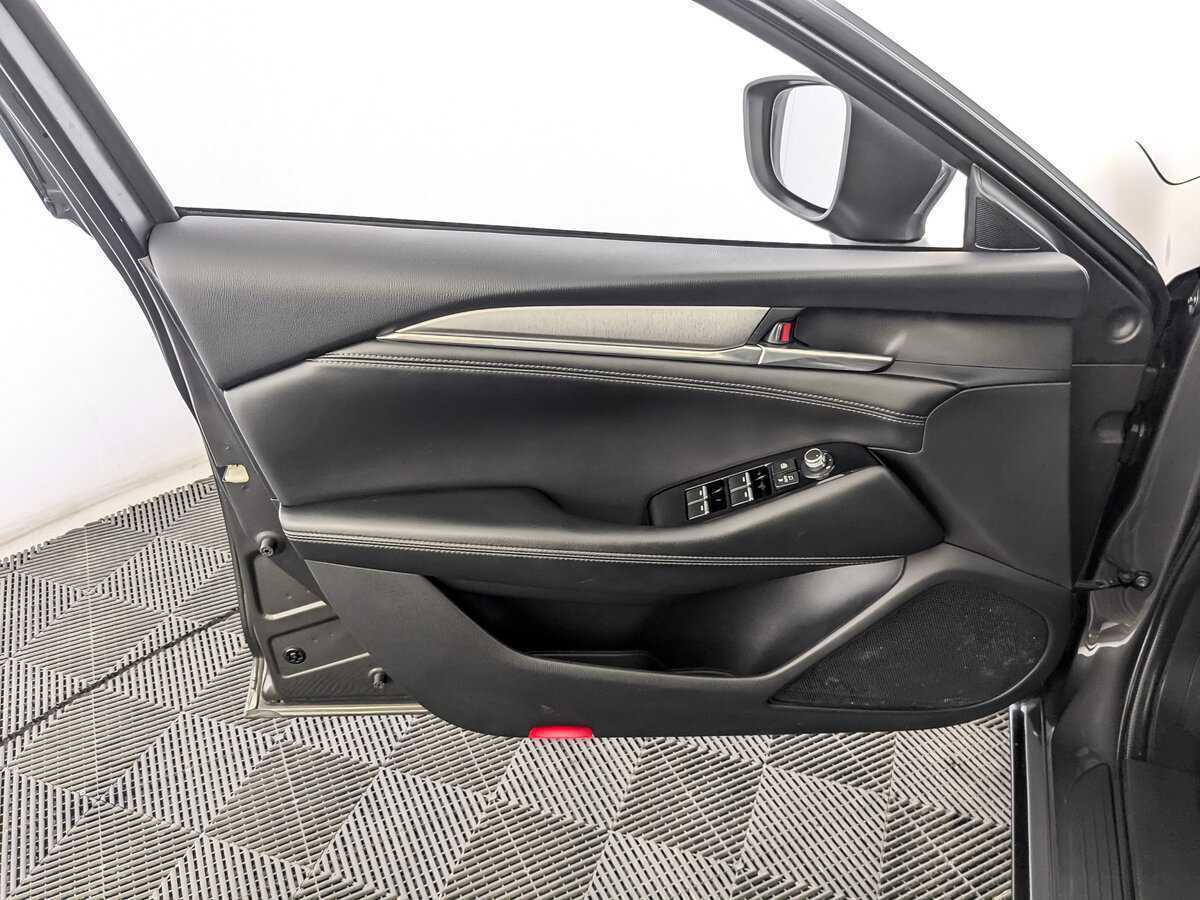 Купить Mazda 6 с пробегом. Фото: #14
