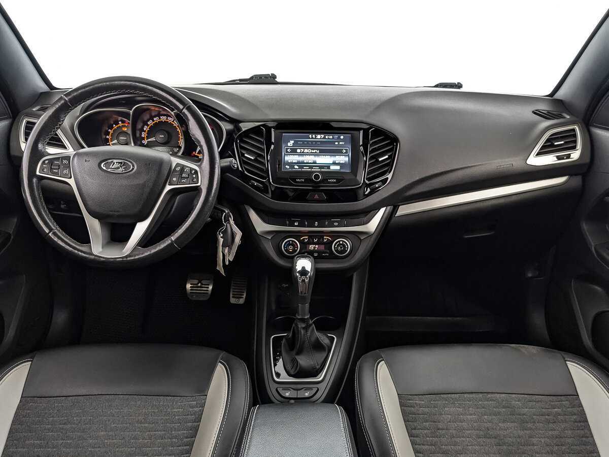 Купить Lada (ВАЗ) Vesta с пробегом. Фото: #9