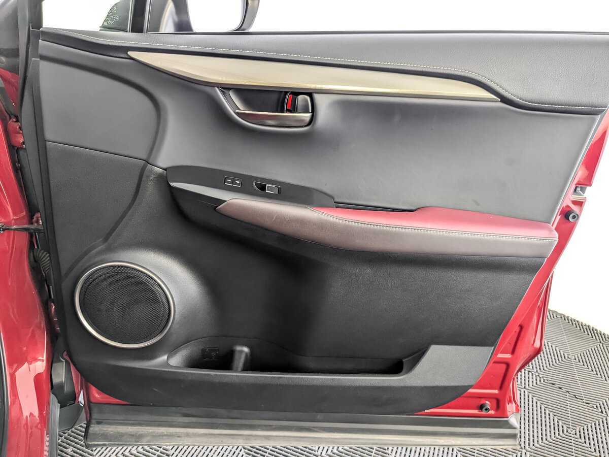 Купить Lexus NX с пробегом. Фото: #19