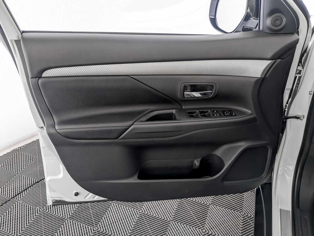 Продажа Б/У Митсубиши Оутлэндер. Фото: #14