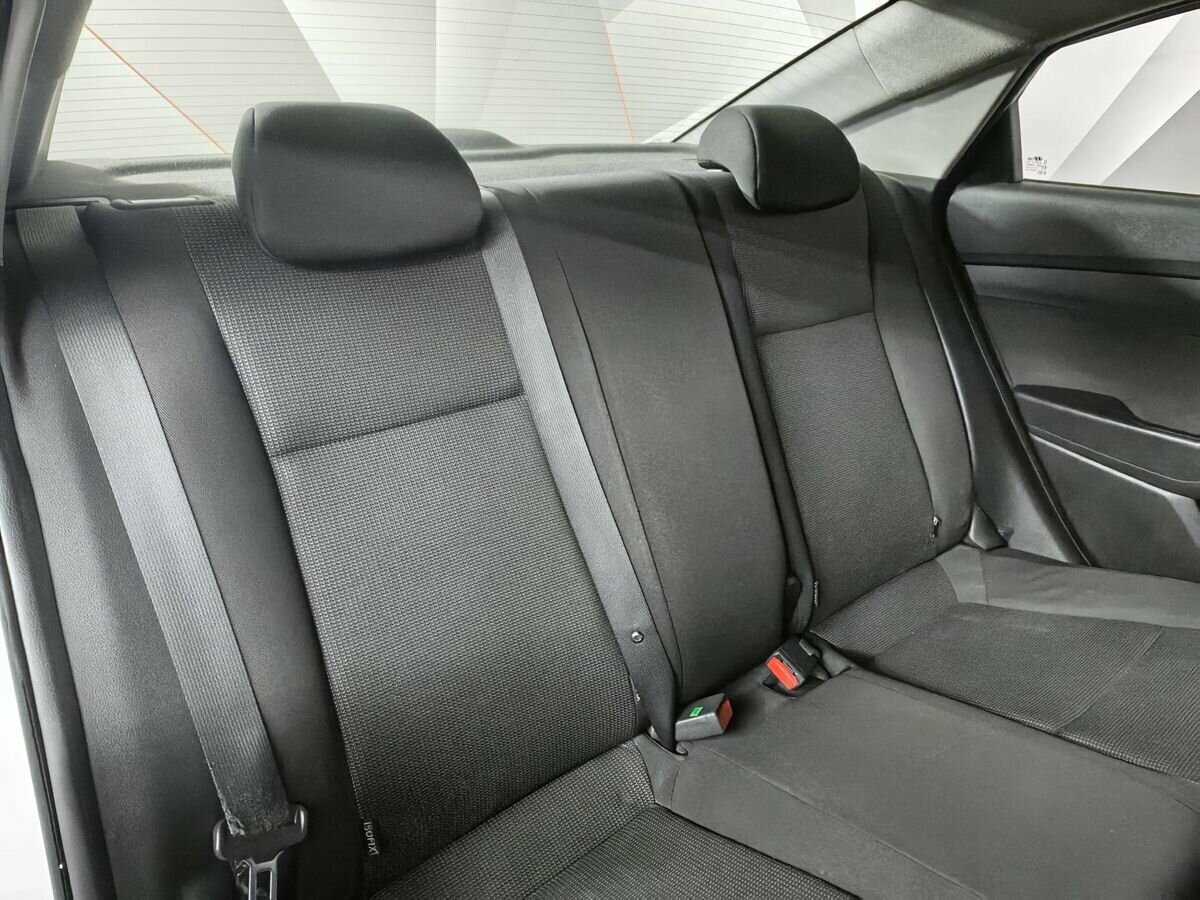 Купить Hyundai Solaris с пробегом. Фото: #10