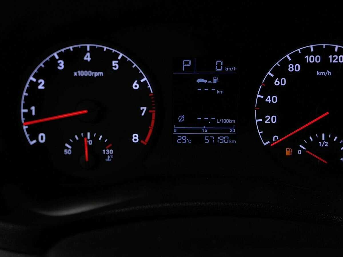 Купить Hyundai Solaris с пробегом. Фото: #12