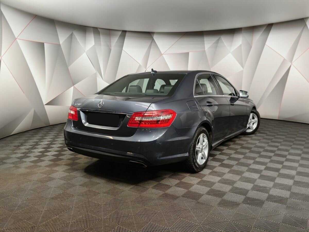 Купить Mercedes-Benz E-Класс с пробегом. Фото: #1