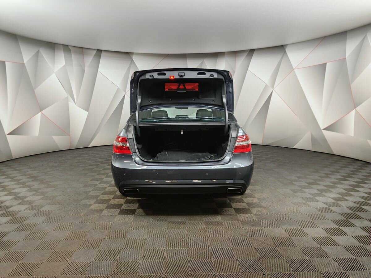 Купить Mercedes-Benz E-Класс с пробегом. Фото: #15