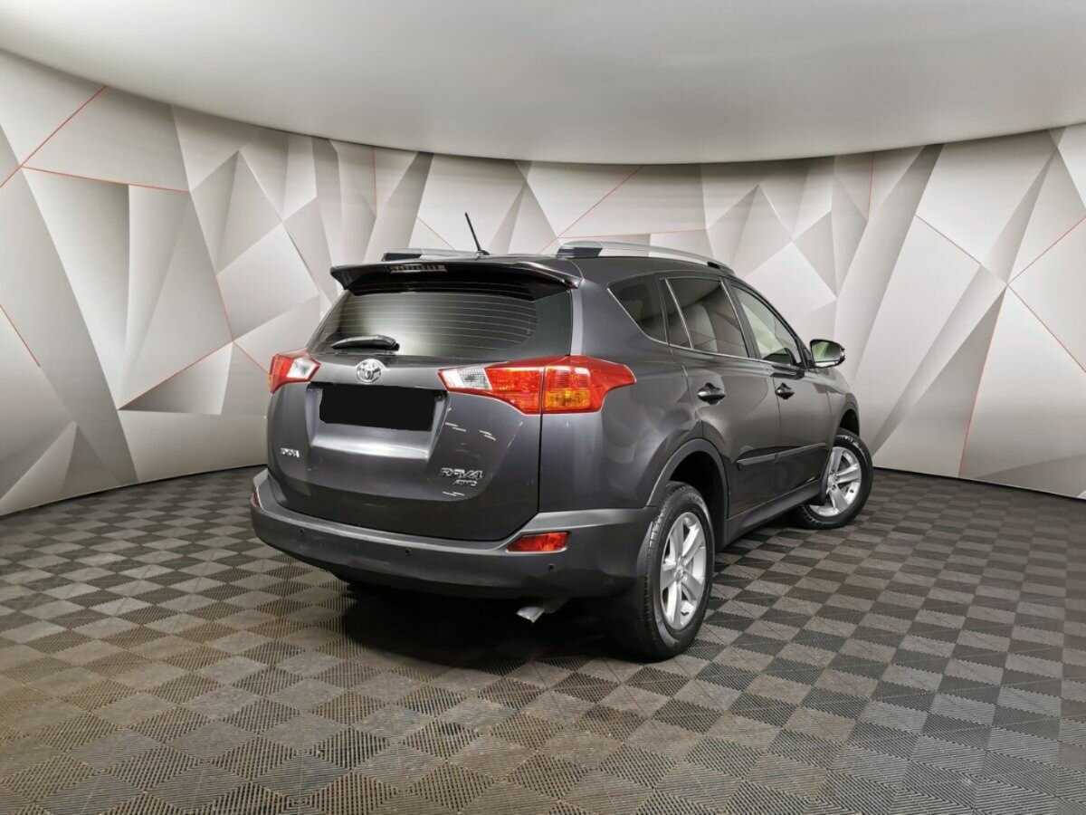 Купить Toyota RAV4 с пробегом. Фото: #1