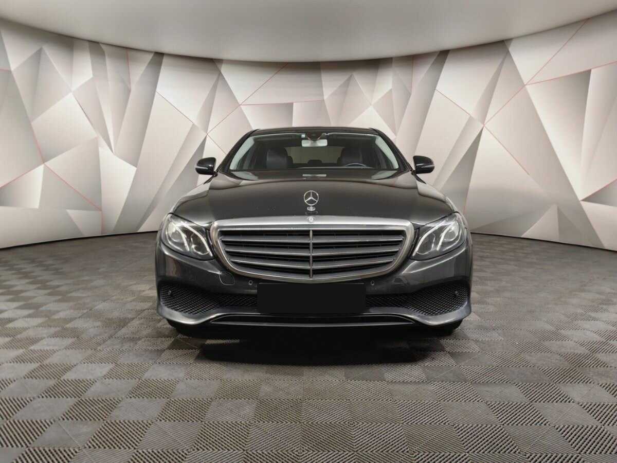 Купить Mercedes-Benz E-Класс с пробегом. Фото: #6