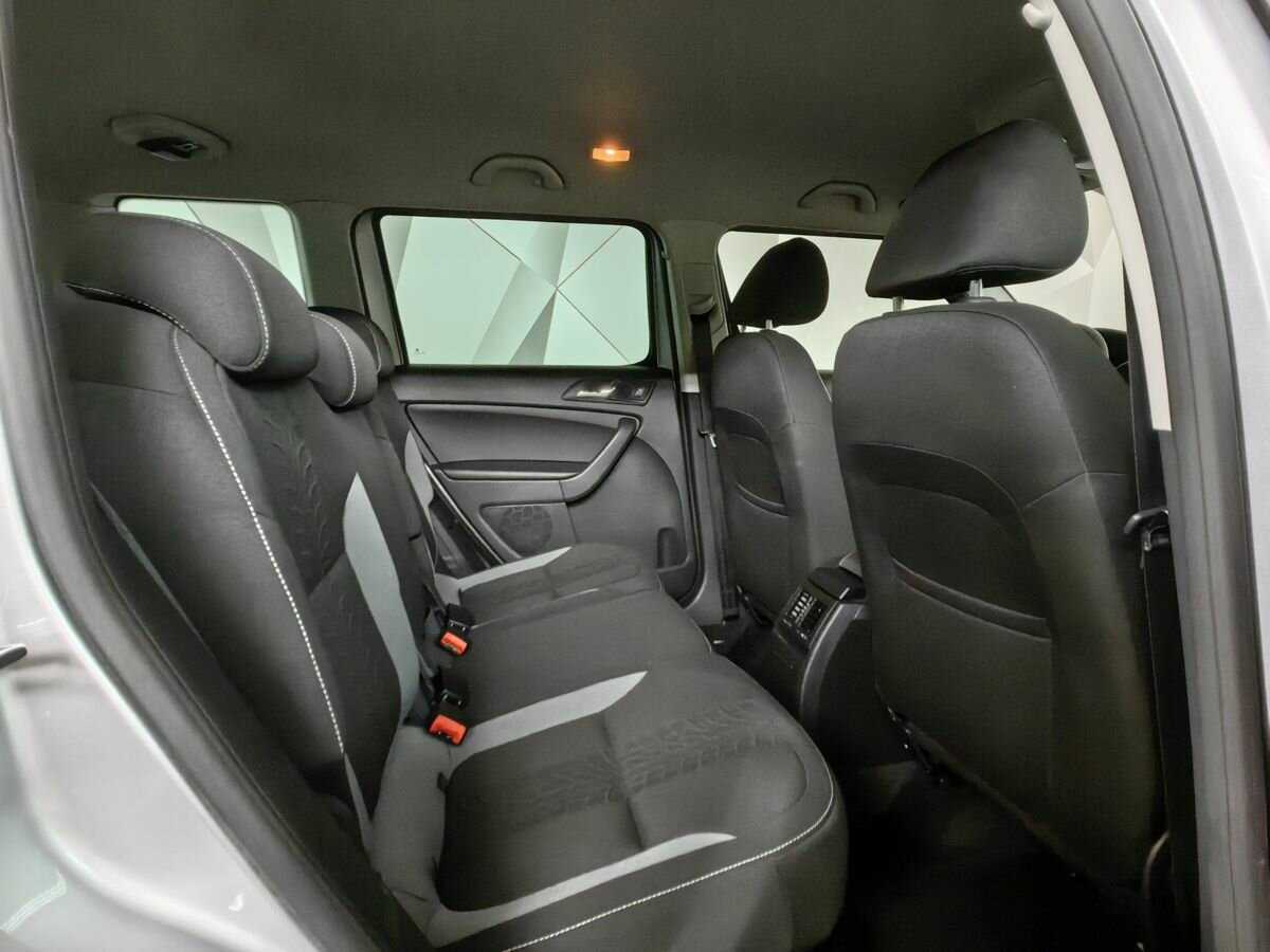 Купить Skoda Yeti с пробегом. Фото: #11