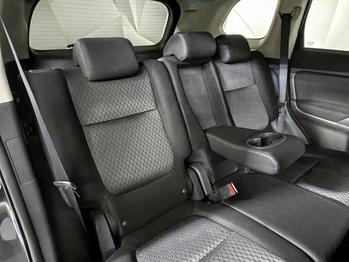 Купить Mitsubishi Outlander с пробегом. Фото: #12