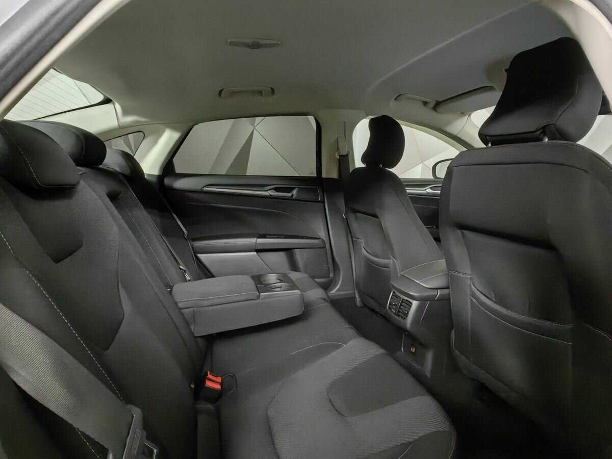Купить Ford Mondeo с пробегом. Фото: #11