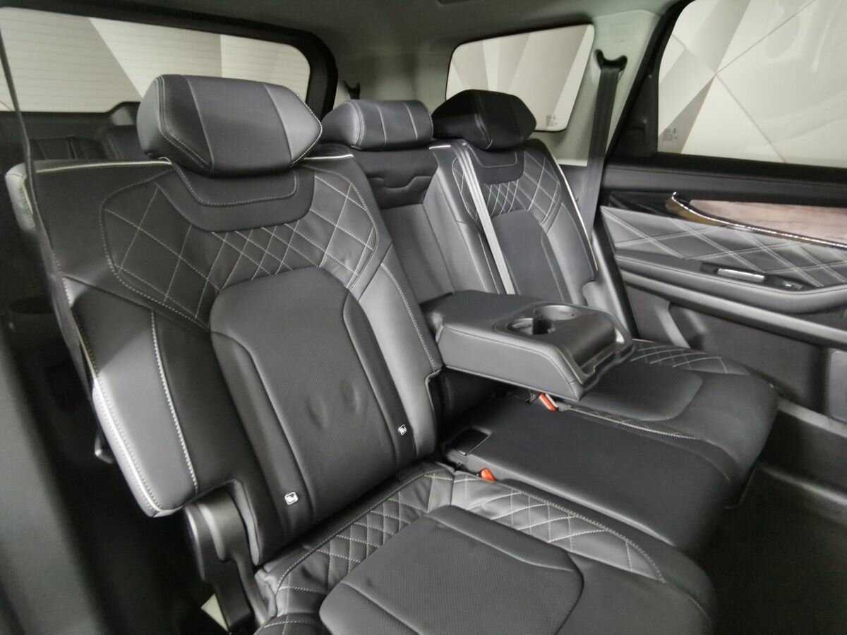 Купить EXEED VX с пробегом. Фото: #11