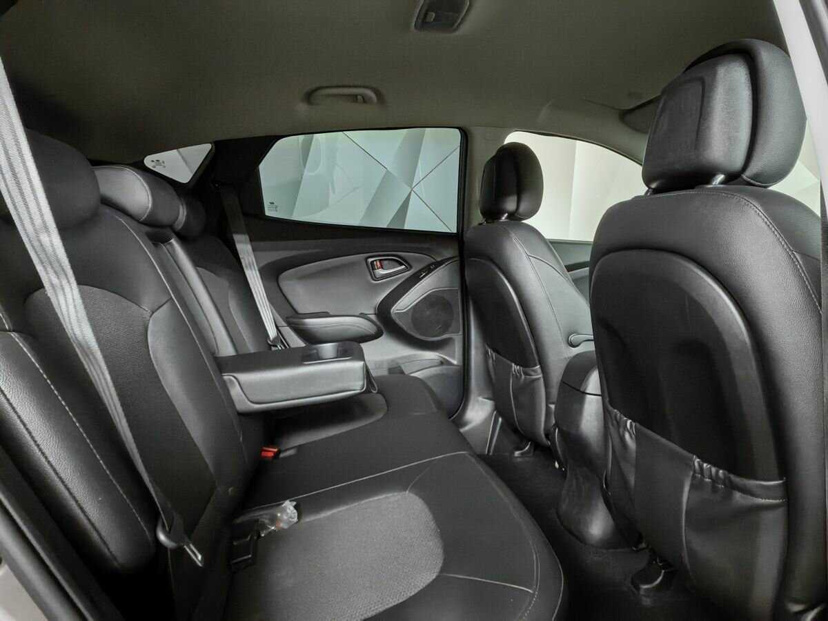 Купить Hyundai ix35 с пробегом. Фото: #11