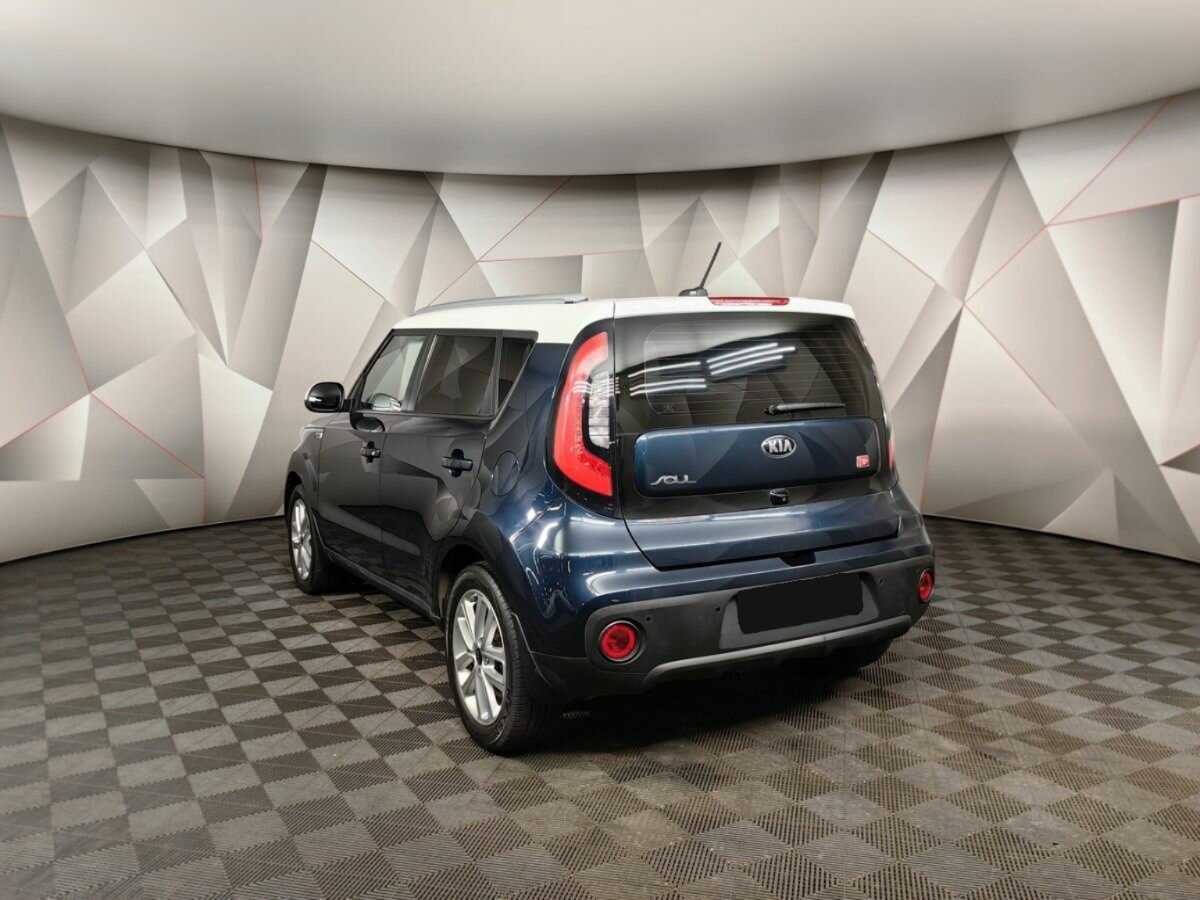 Купить Kia Soul с пробегом. Фото: #3
