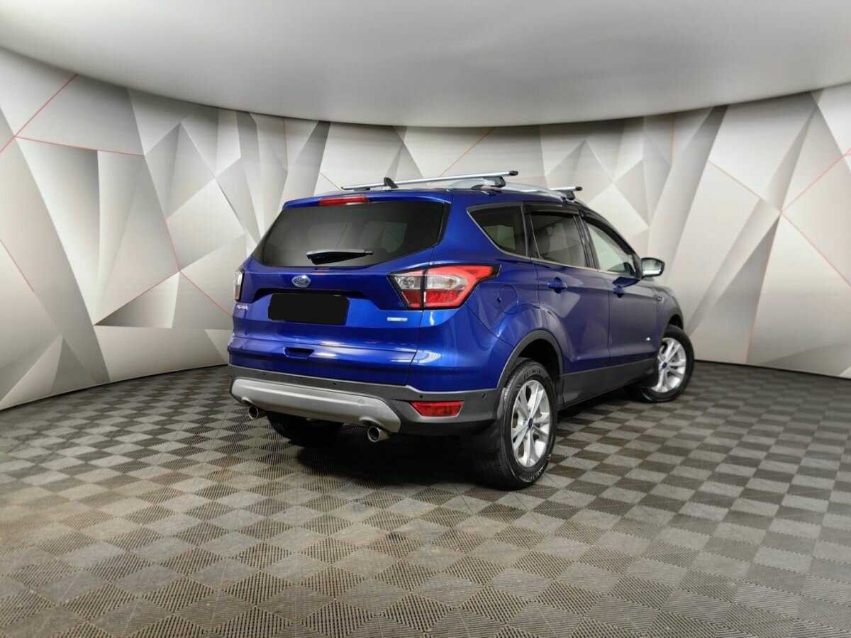 Купить Ford Kuga с пробегом. Фото: #1