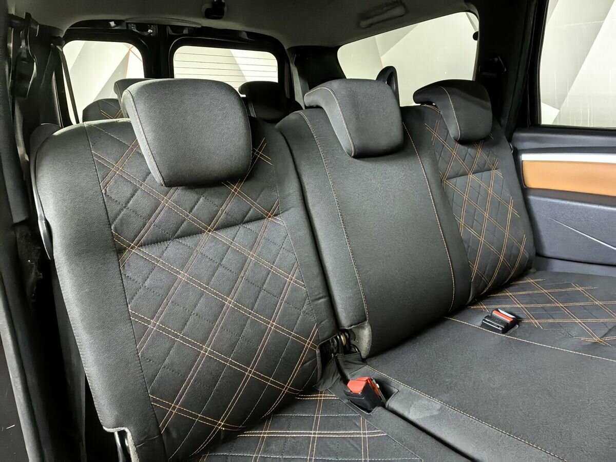 Купить Lada (ВАЗ) Largus с пробегом. Фото: #12