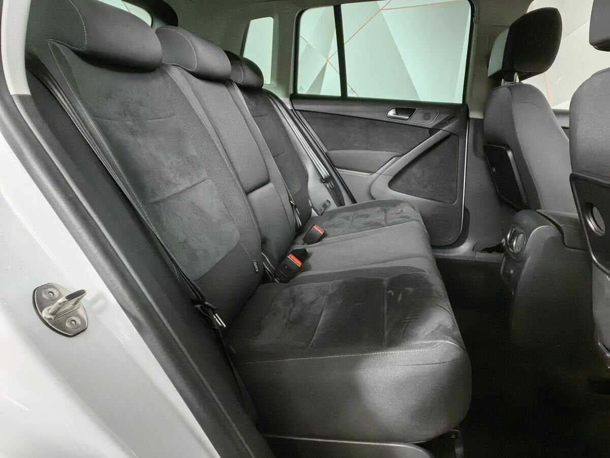 Купить Volkswagen Tiguan с пробегом. Фото: #10