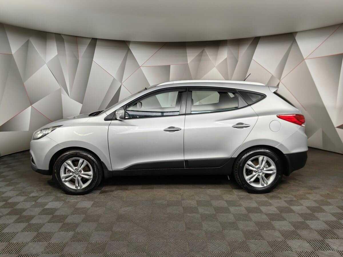 Купить Hyundai ix35 с пробегом. Фото: #4