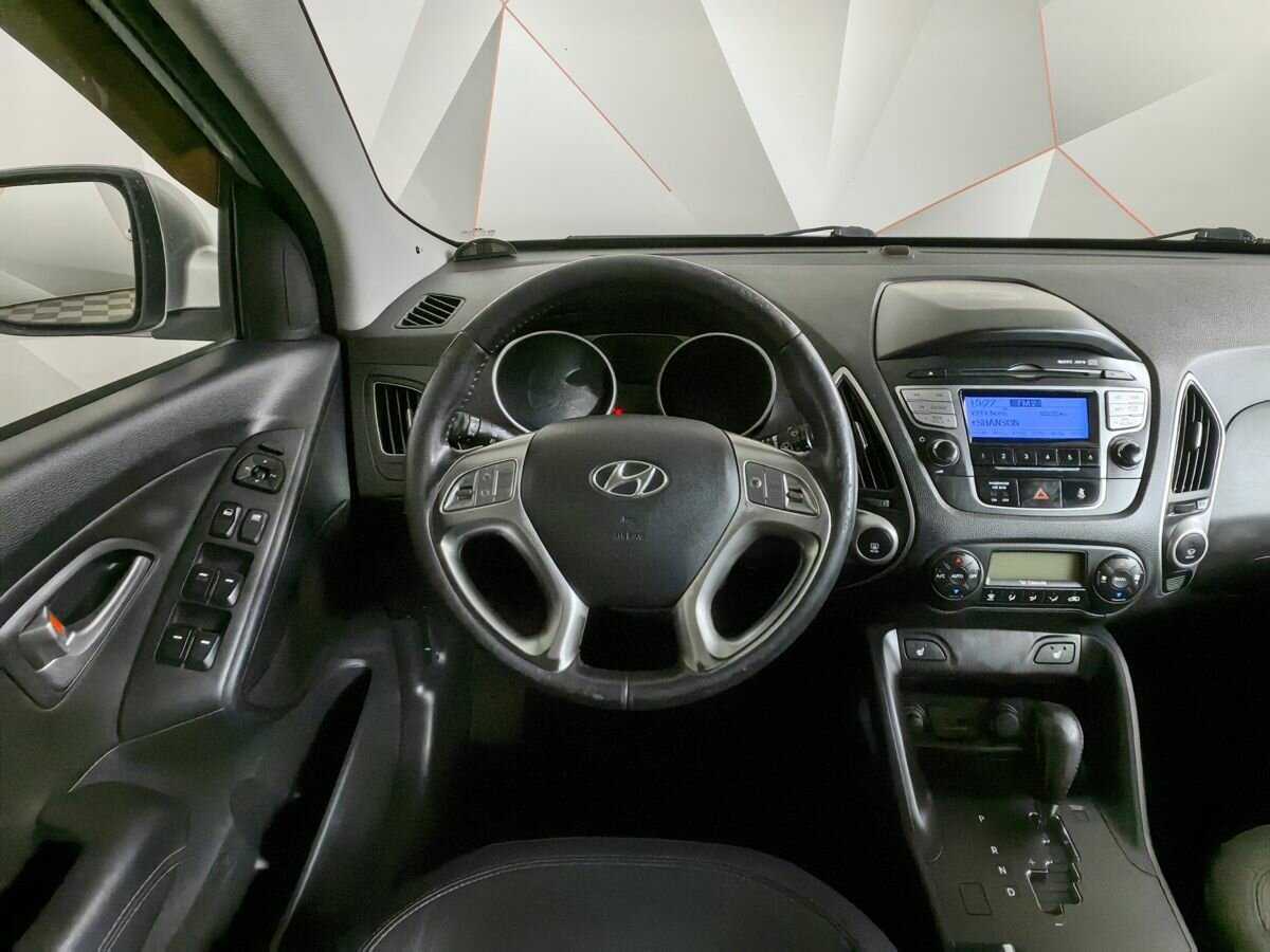 Купить Hyundai ix35 с пробегом. Фото: #13