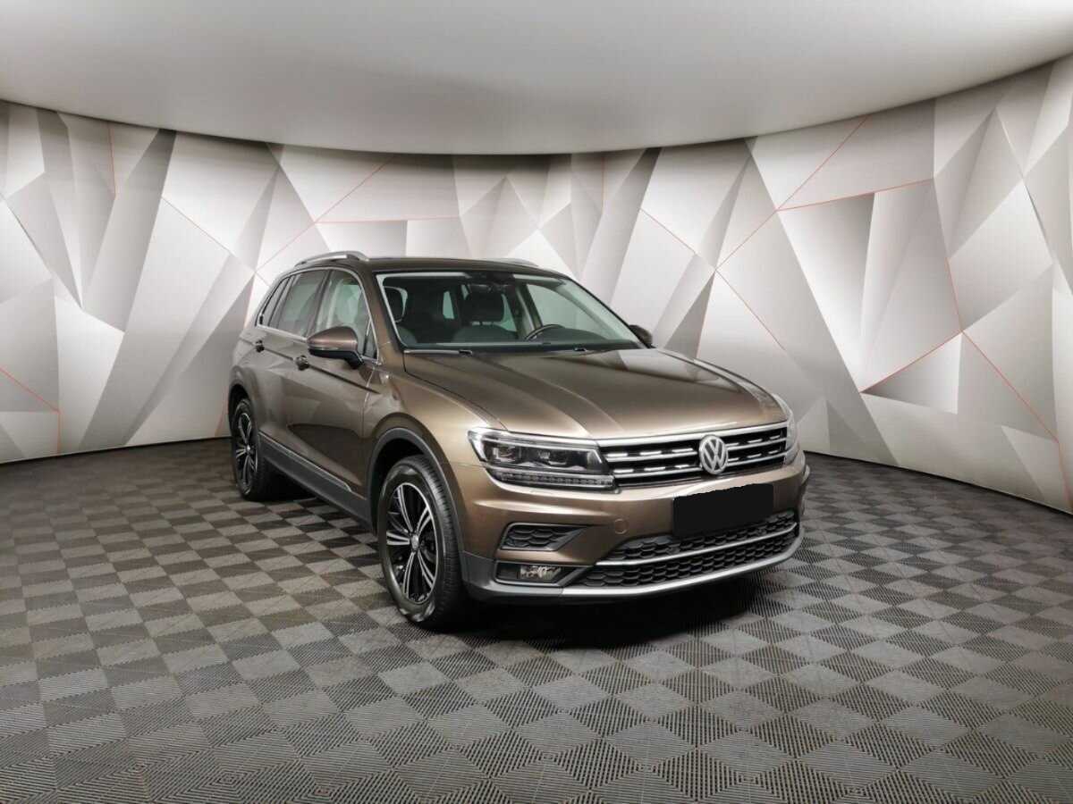 Купить Volkswagen Tiguan с пробегом. Фото: #2