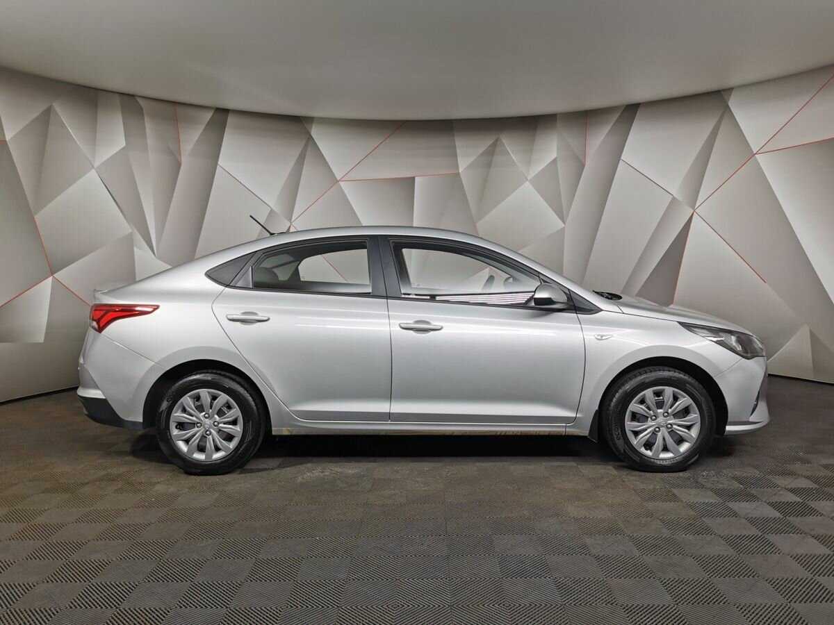 Купить Hyundai Solaris с пробегом. Фото: #5