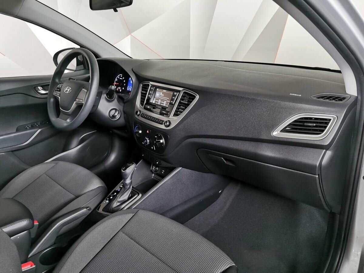 Купить Hyundai Solaris с пробегом. Фото: #8