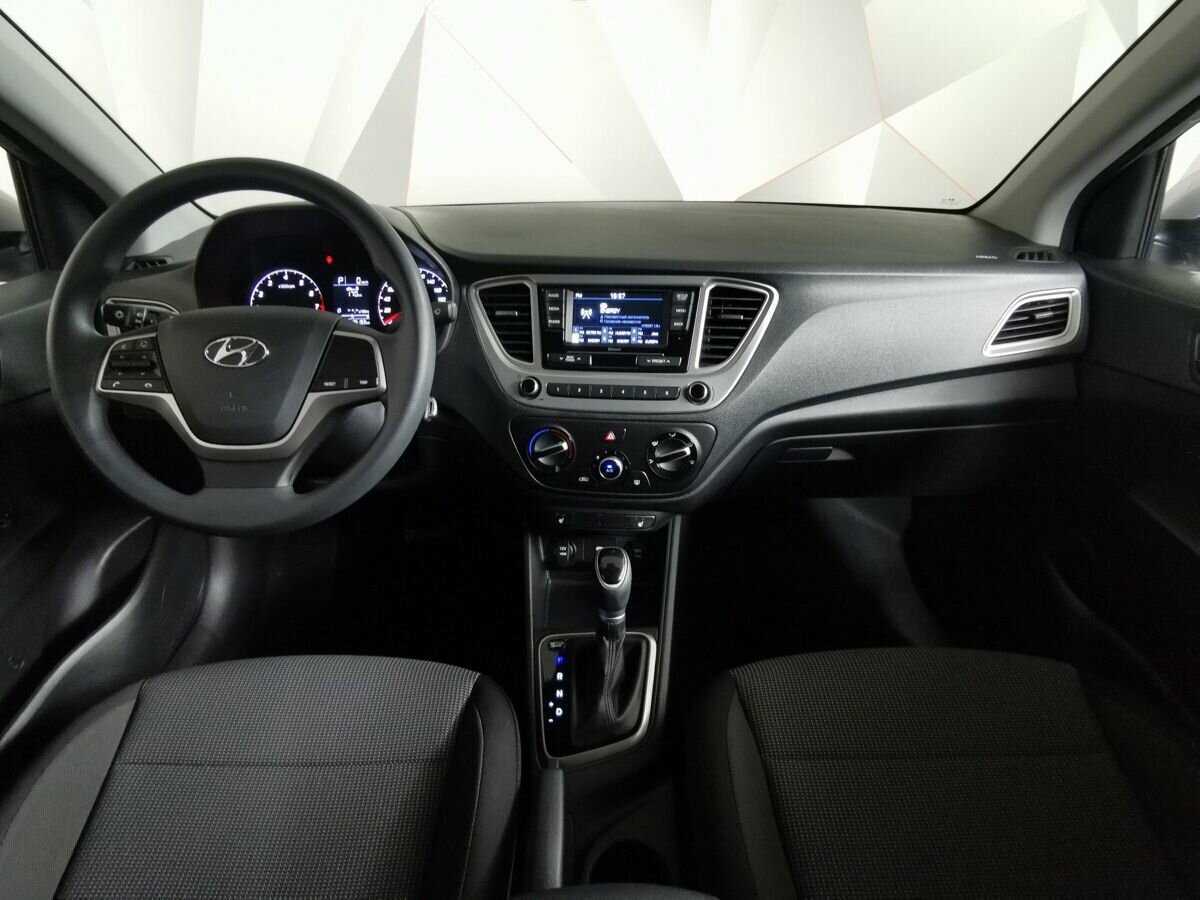 Купить Hyundai Solaris с пробегом. Фото: #9