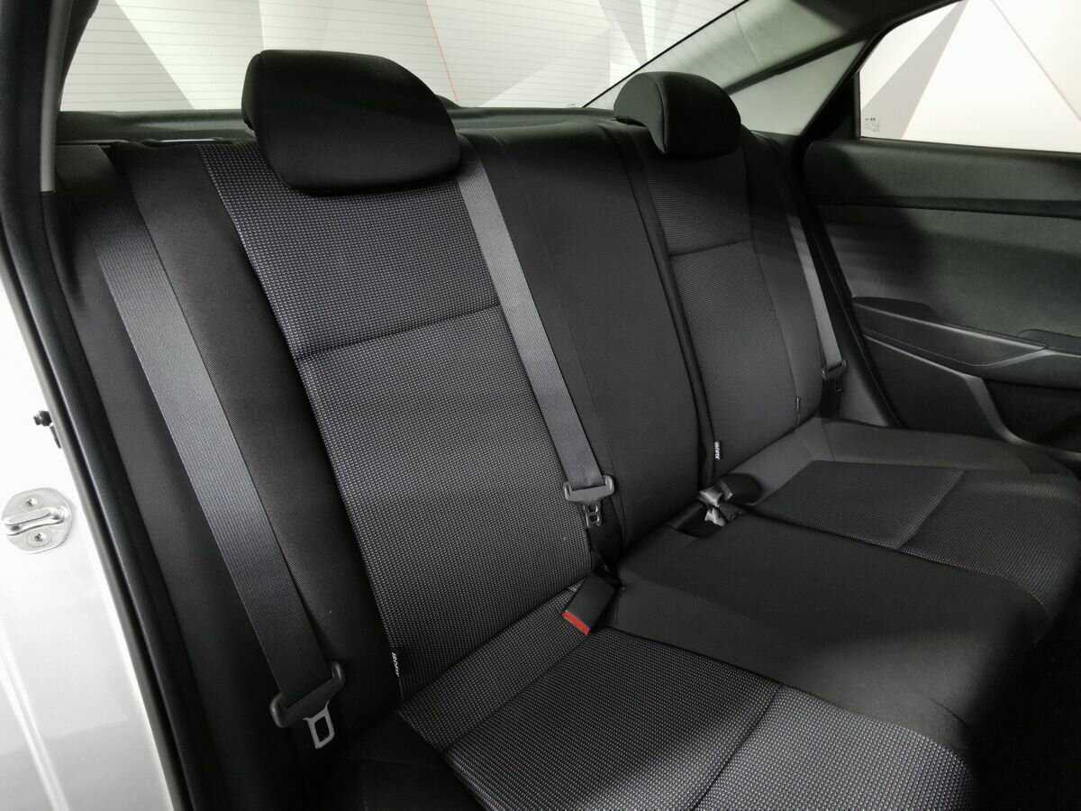 Купить Hyundai Solaris с пробегом. Фото: #12