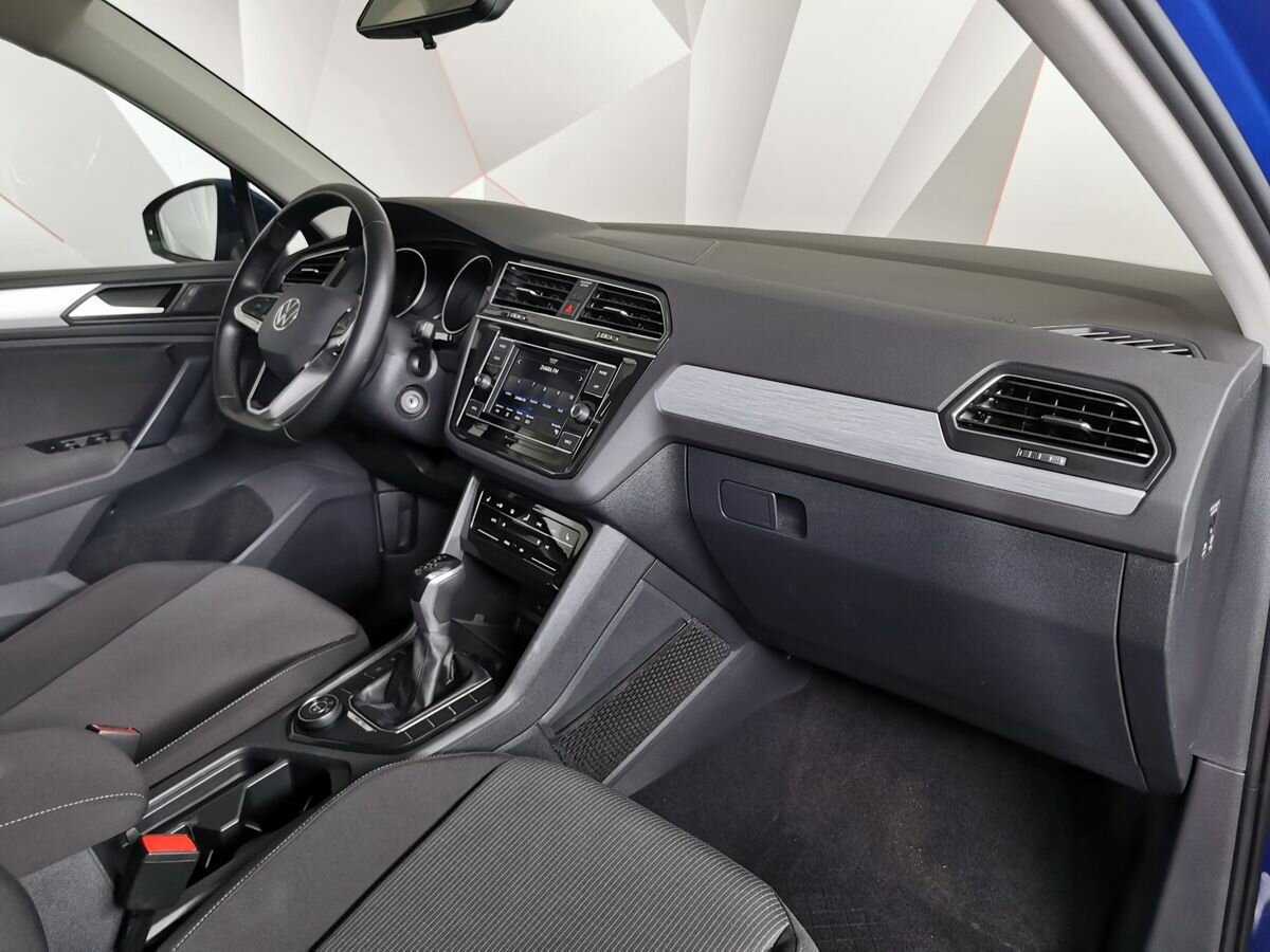 Купить Volkswagen Tiguan с пробегом. Фото: #8