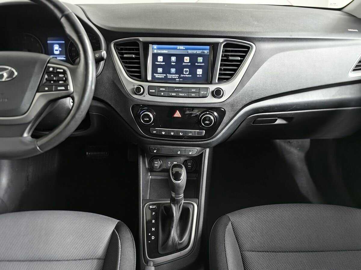 Купить Hyundai Solaris с пробегом. Фото: #11