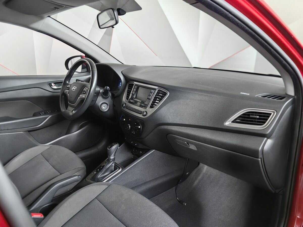 Купить Hyundai Solaris с пробегом. Фото: #8