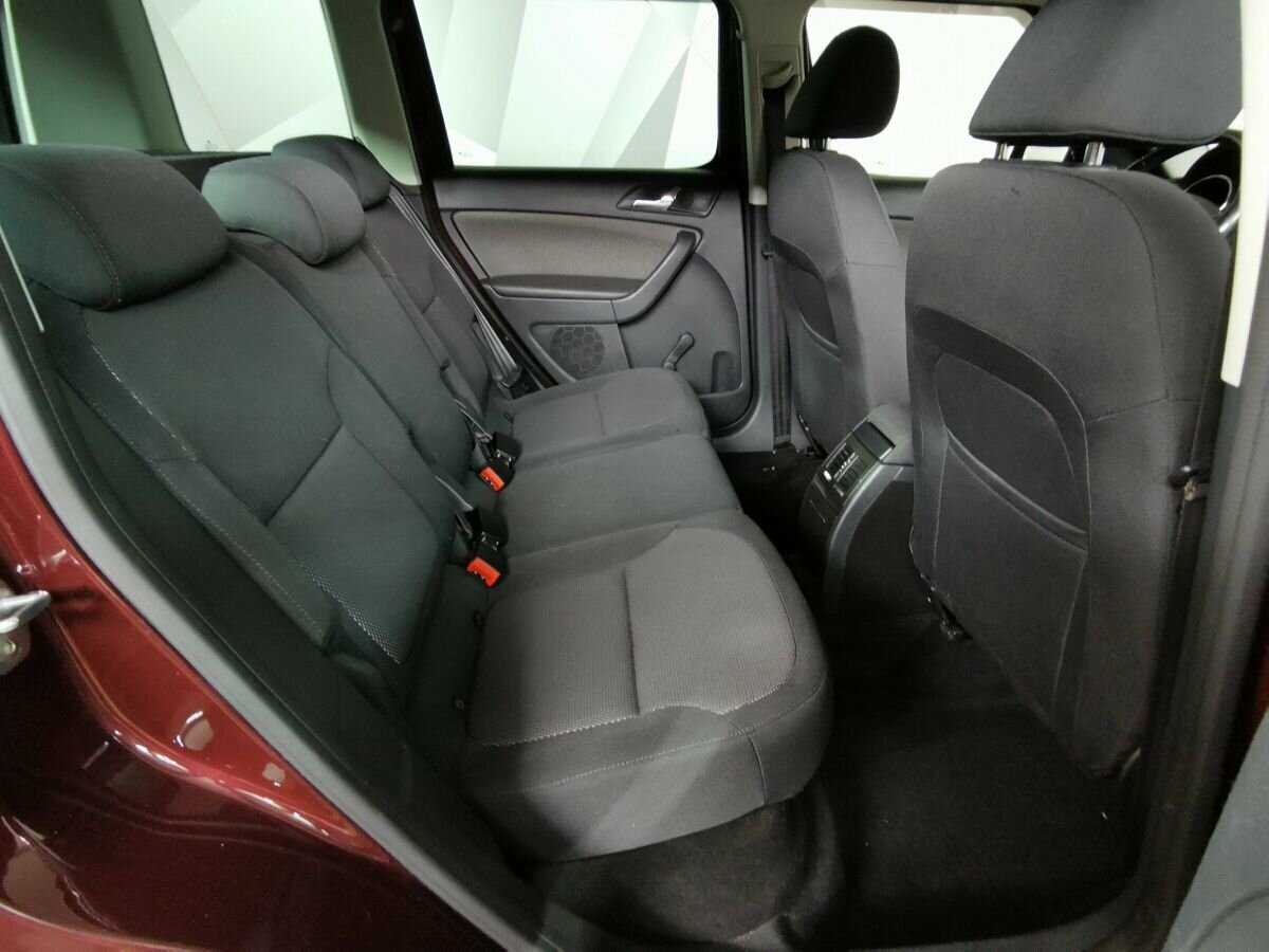 Купить Skoda Yeti с пробегом. Фото: #11