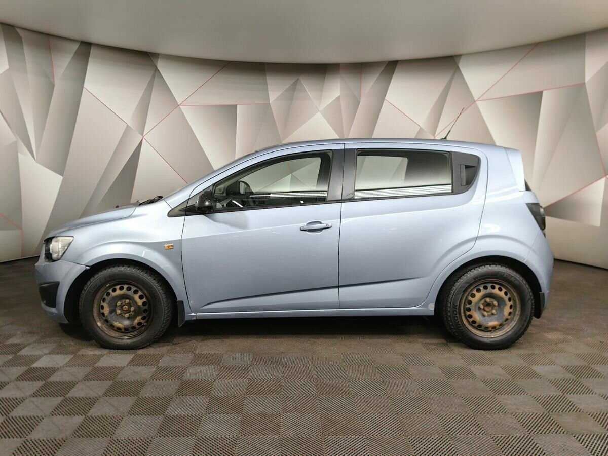 Купить Chevrolet Aveo с пробегом. Фото: #4