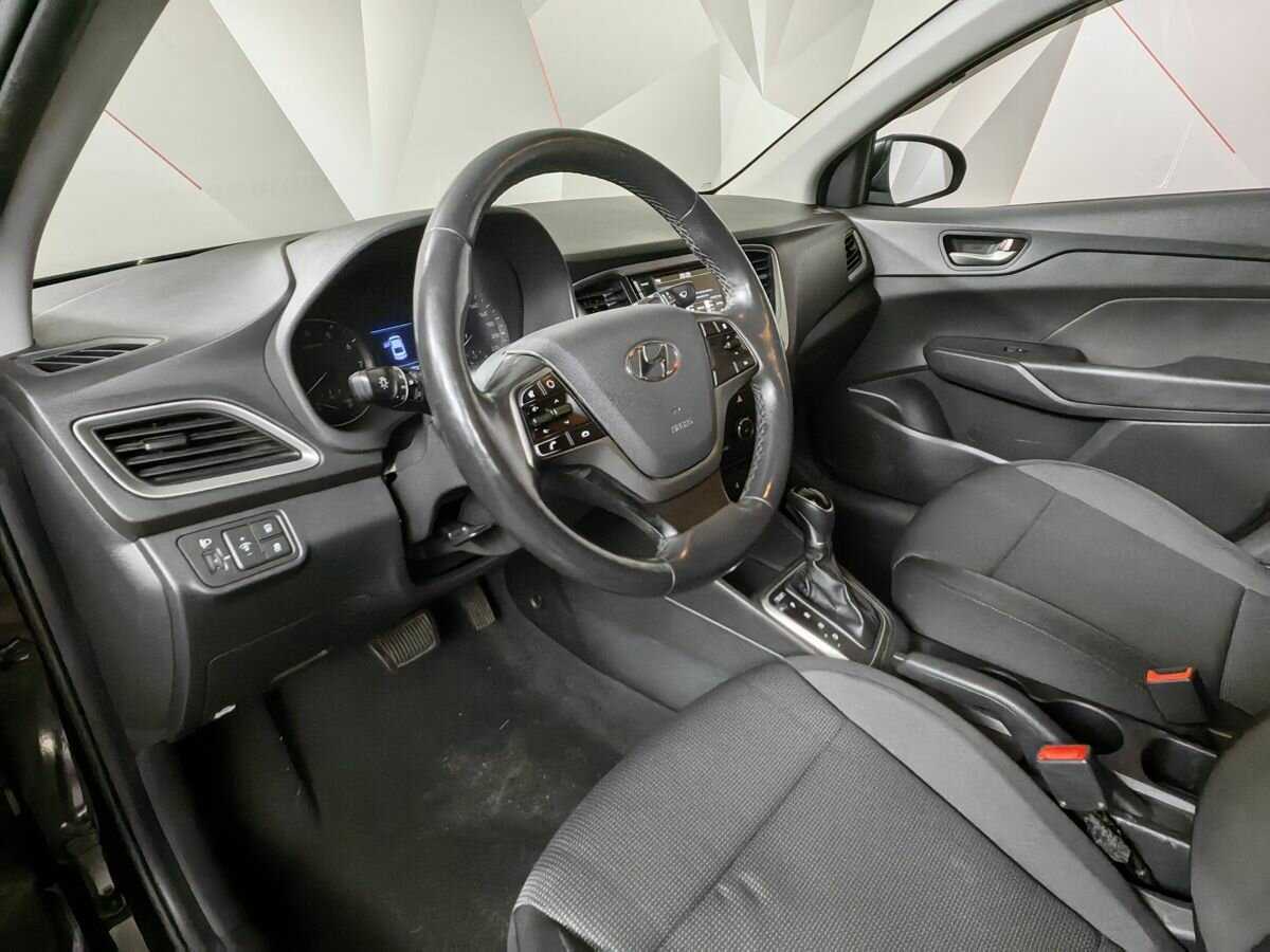 Купить Hyundai Solaris с пробегом. Фото: #13