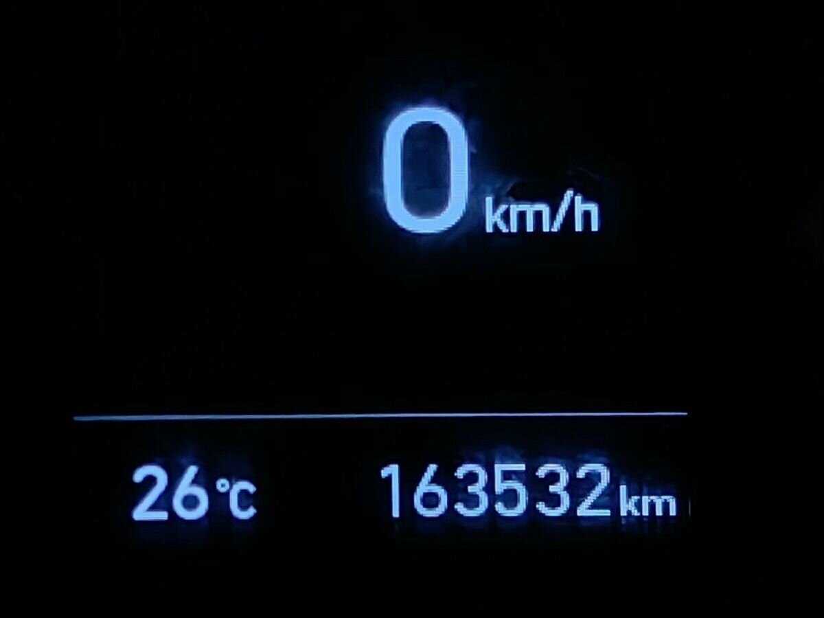 Купить Hyundai Solaris с пробегом. Фото: #15