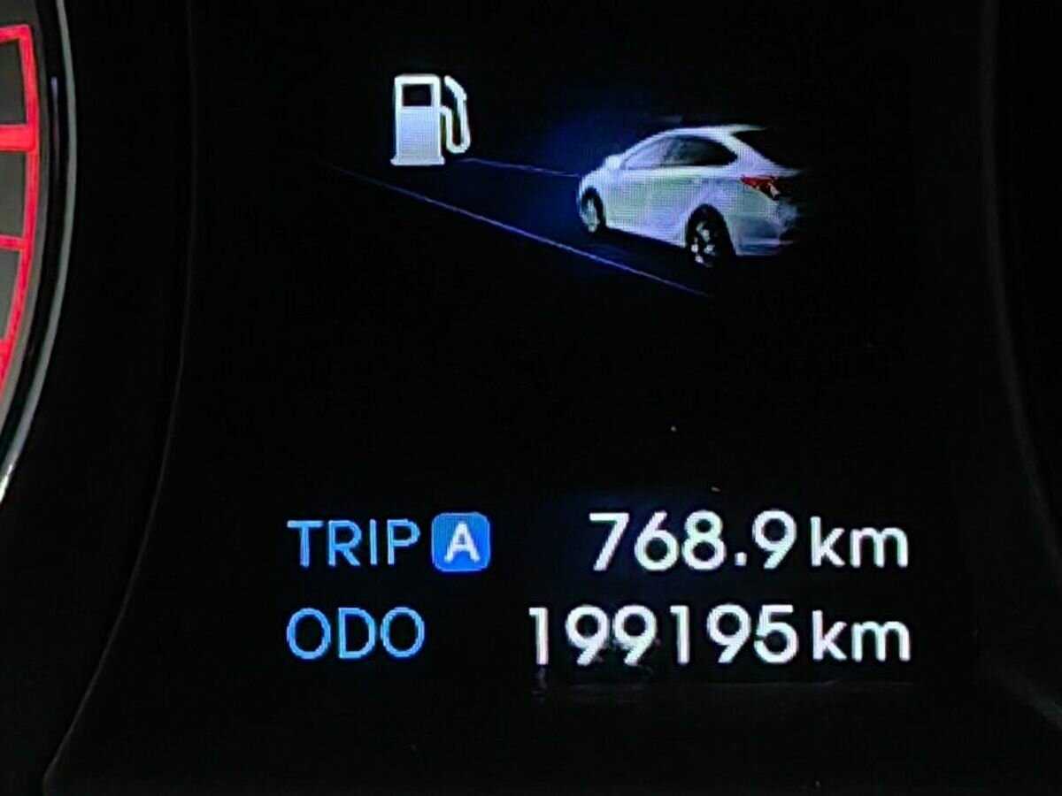 Купить Hyundai i40 с пробегом. Фото: #16