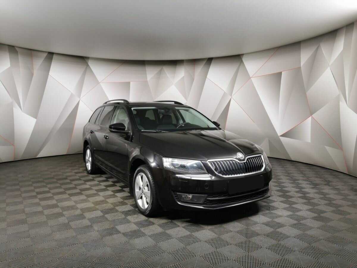 Купить Skoda Octavia с пробегом. Фото: #2