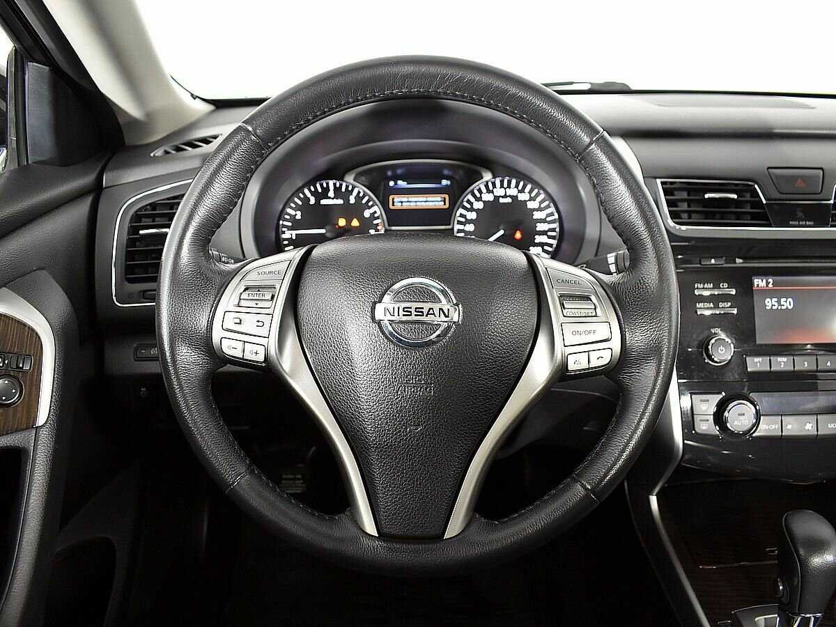 Купить Nissan Teana с пробегом. Фото: #10