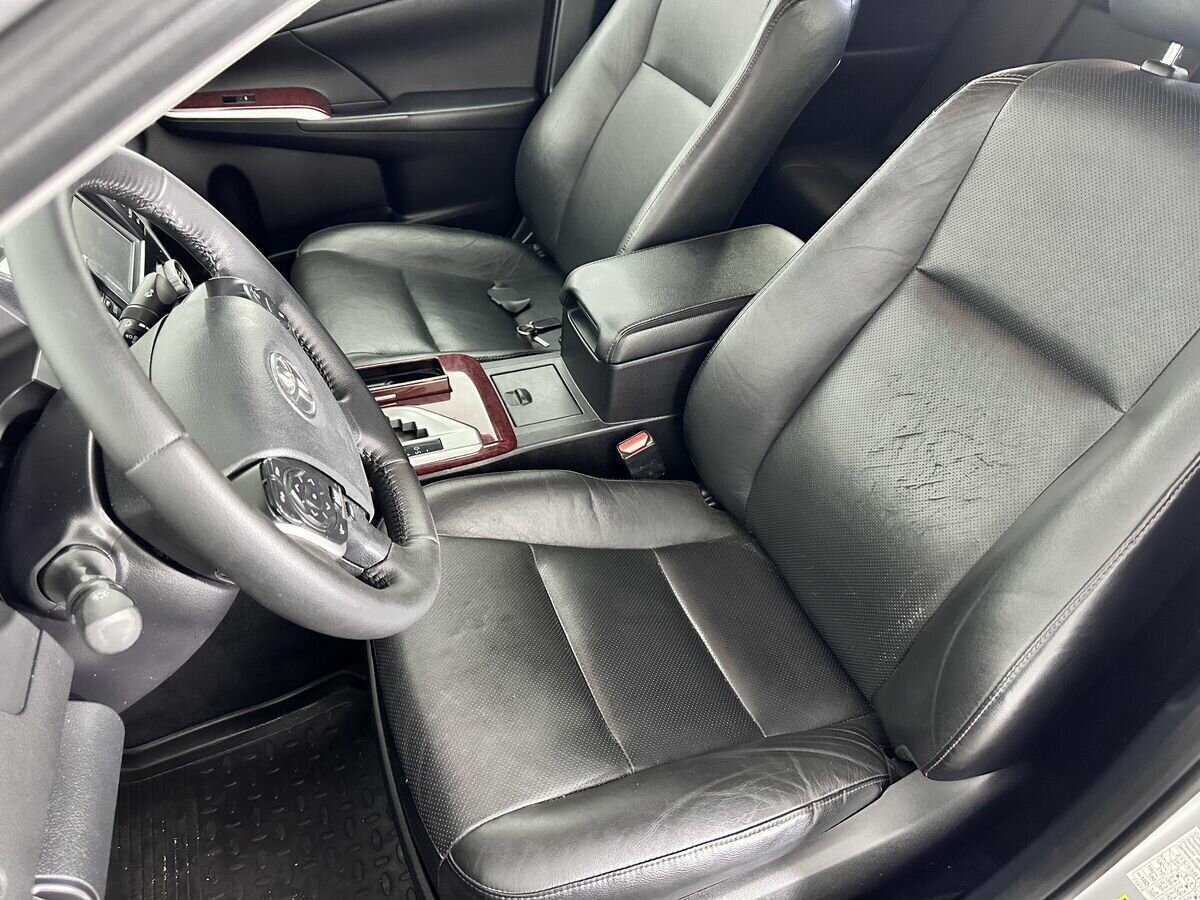 Купить Toyota Camry с пробегом. Фото: #7