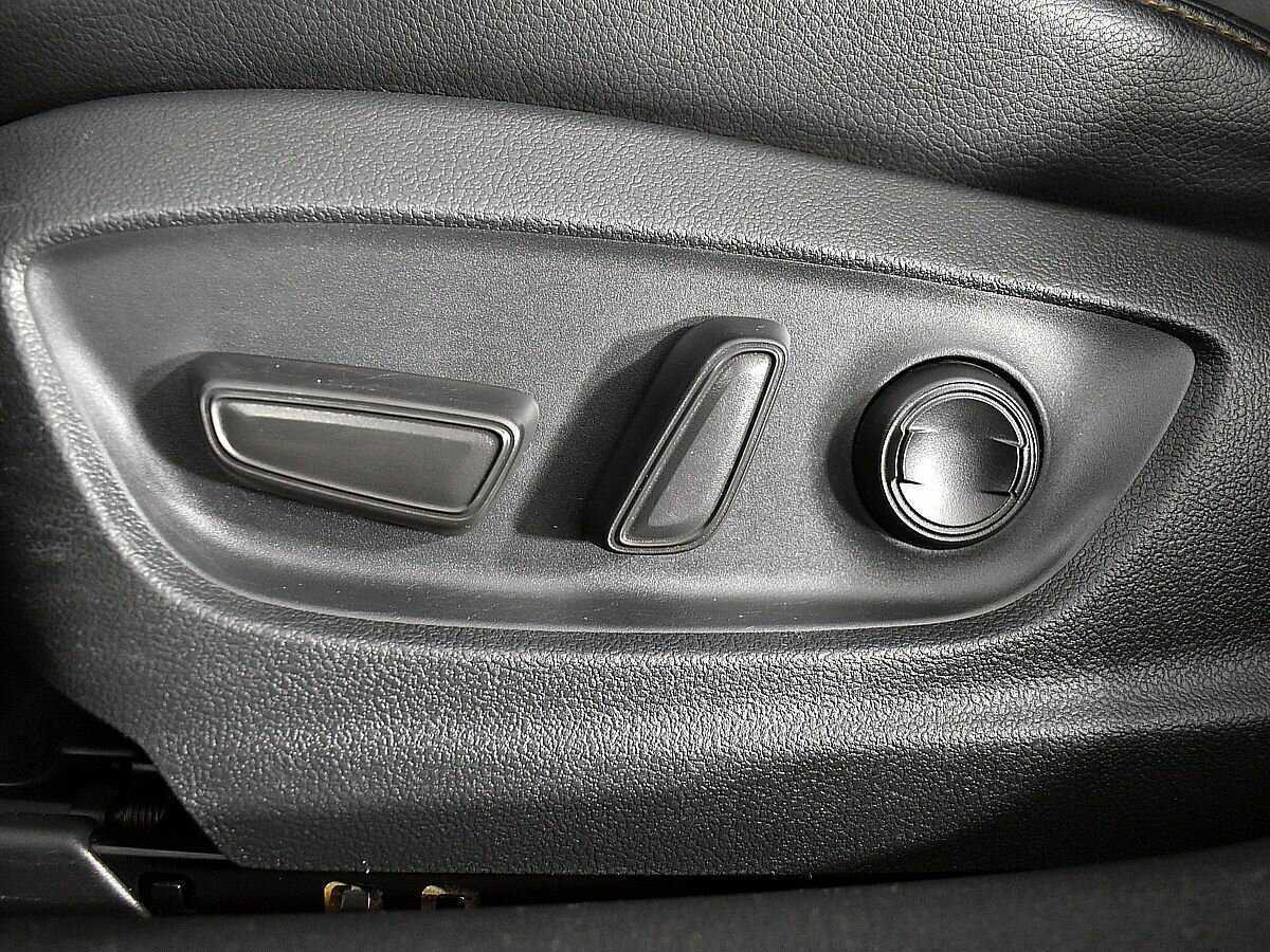 Купить Toyota Camry с пробегом. Фото: #16