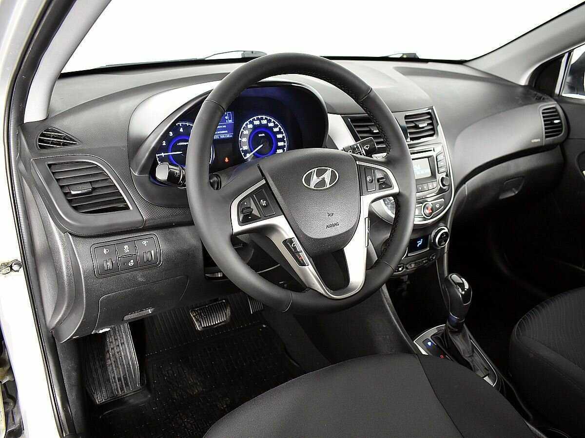 Купить Hyundai Solaris с пробегом. Фото: #6