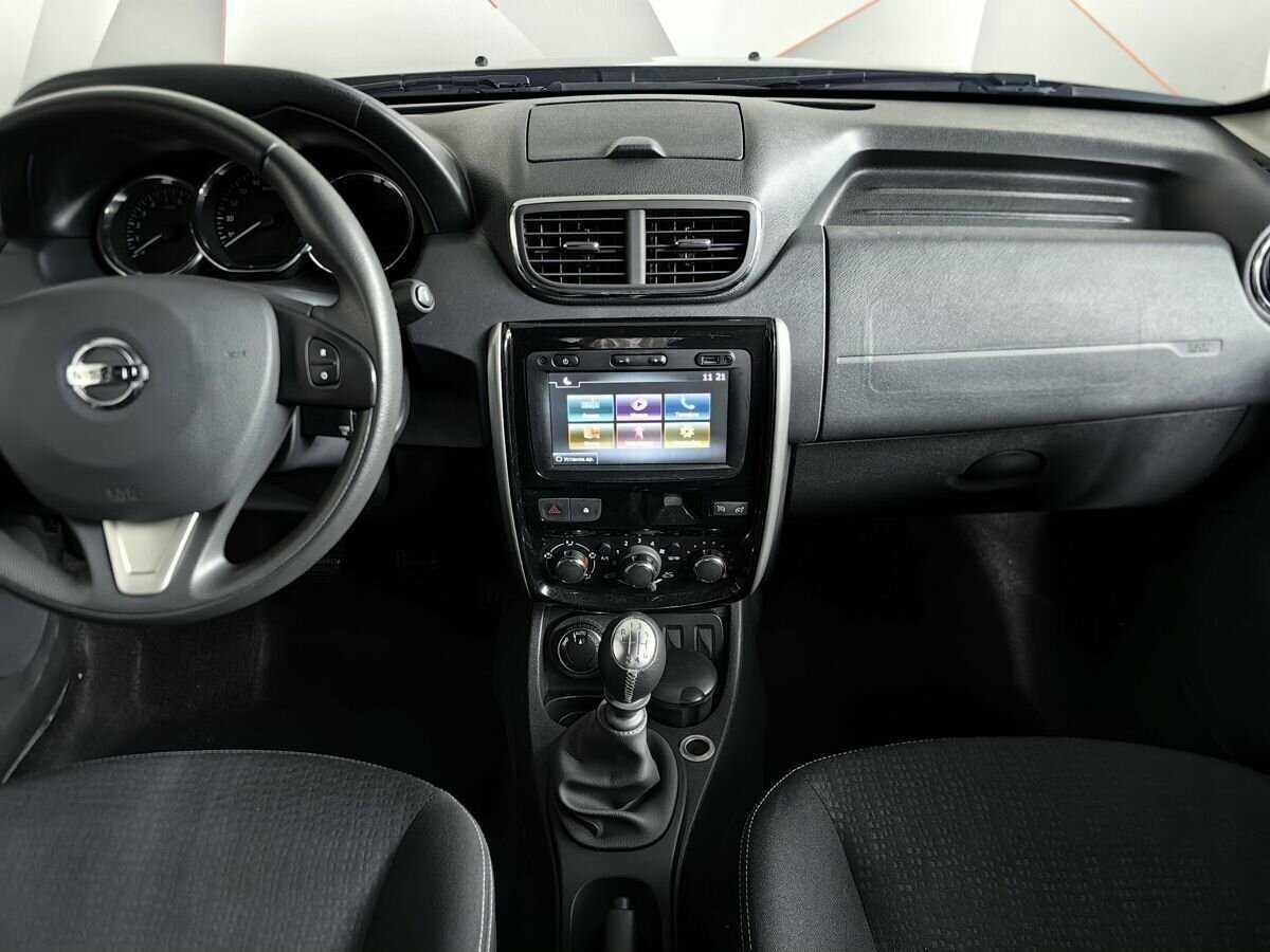 Купить Nissan Terrano с пробегом. Фото: #10