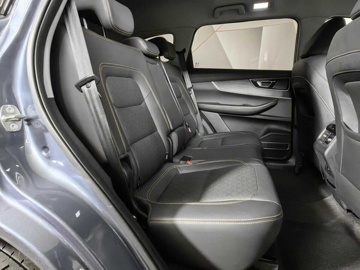 Купить Chery Tiggo 8 с пробегом. Фото: #11