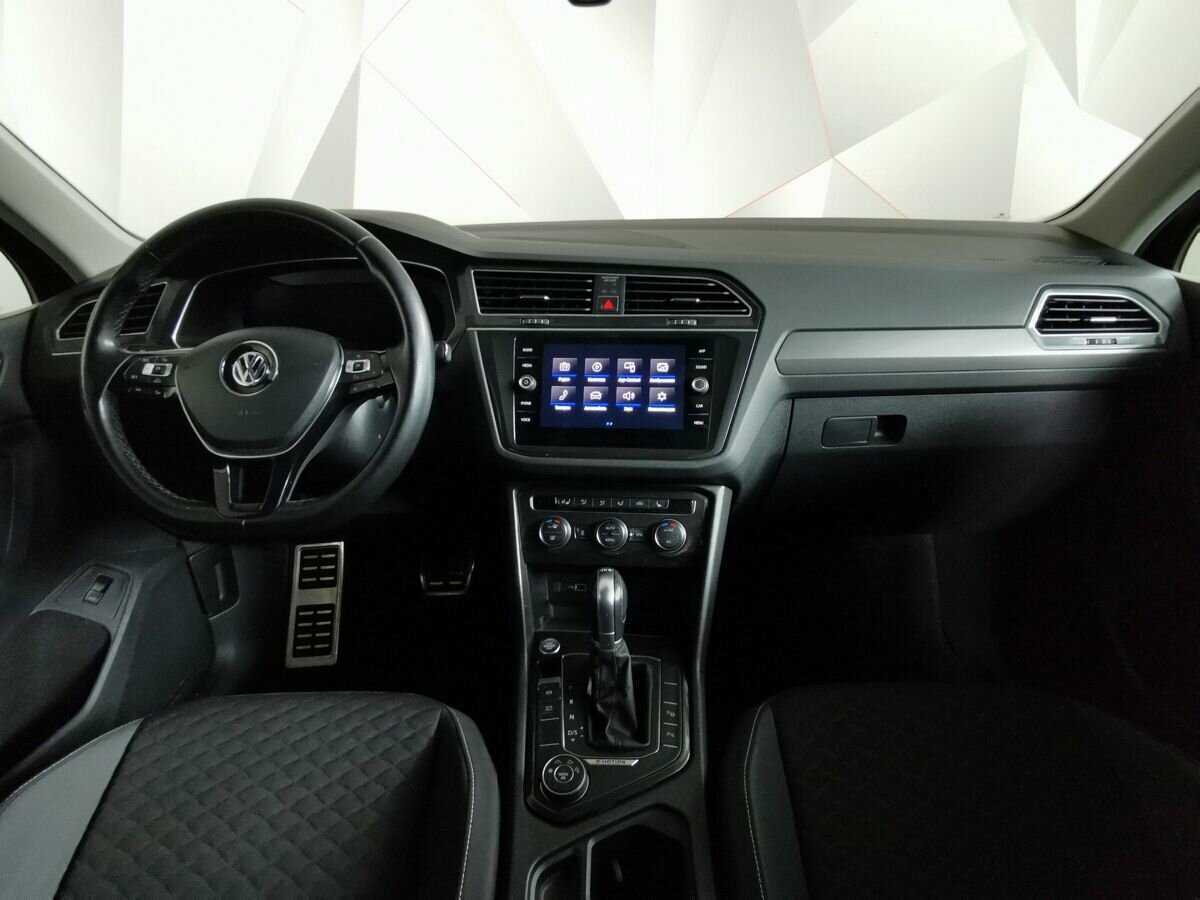 Купить Volkswagen Tiguan с пробегом. Фото: #9