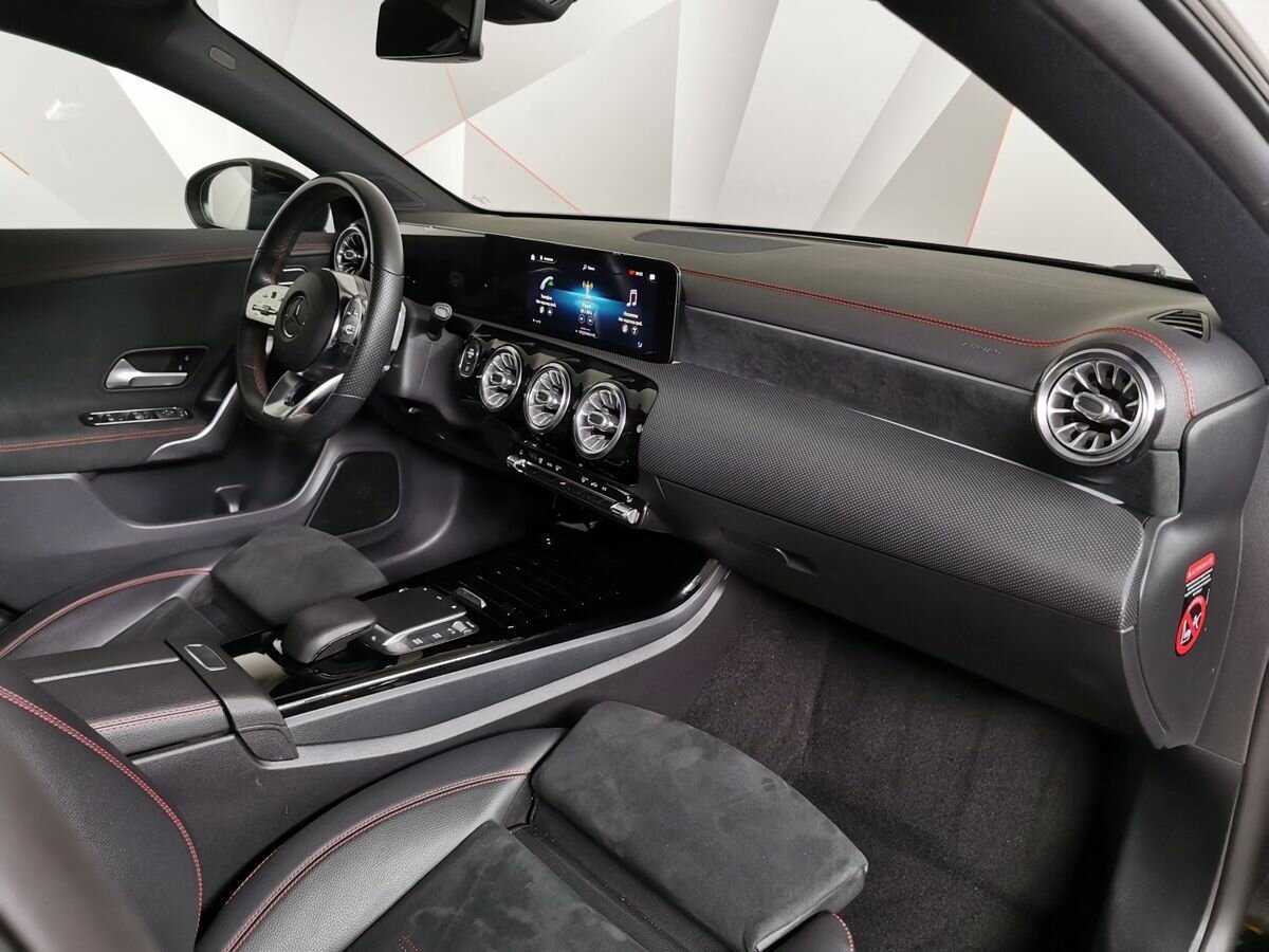 Купить Mercedes-Benz CLA с пробегом. Фото: #8
